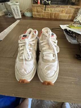 Nike Waffle Debut Women's Sneakers in White/Orange Leopard Print